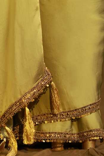 Buy Afriya Green Organza, Satin, Viscose, Linen Round Neck Saree And Blouse Set Buy_Afriya_Green Organza, Satin, Viscose, Linen Round Neck Saree And Blouse Set