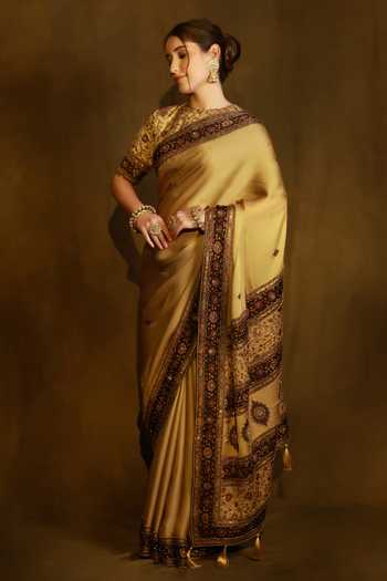 Shop Afriya Gold Organza, Satin, Viscose, Linen Round Neck Saree And Blouse Set Online at Aza Fashions Shop_Afriya_Gold Organza, Satin, Viscose, Linen Round Neck Saree And Blouse Set _Online_at_Aza_Fashions