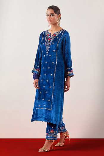 Buy_Anantaa By Roohi_Blue Viscose, Velvet, Chanderi, Tissue Notched Neck, Yes Embroidered Kurta Set 