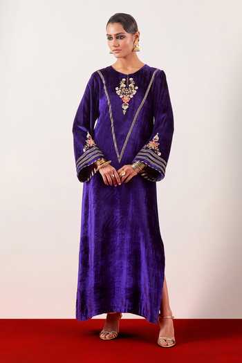 Anantaa By Roohi Purple Embroidered Velvet Gown