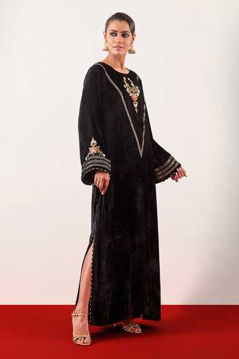 Anantaa By Roohi_Black Viscose, Velvet Embroidery, Sequins, Zari, Cut Work, Gota Patti Round Gown _Online_at_Aza_Fashions