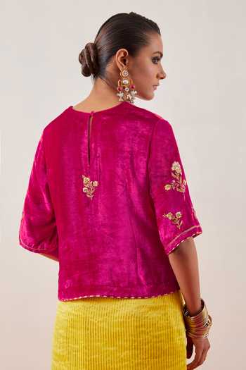 Anantaa By Roohi Magenta Embroidered Blouse 