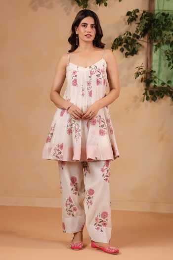 Shop_Anshu Wadhwa_Pink Organza, Chanderi Sweetheart Neck Hand Embroidered Anarkali Set _Online_at_Aza_Fashions