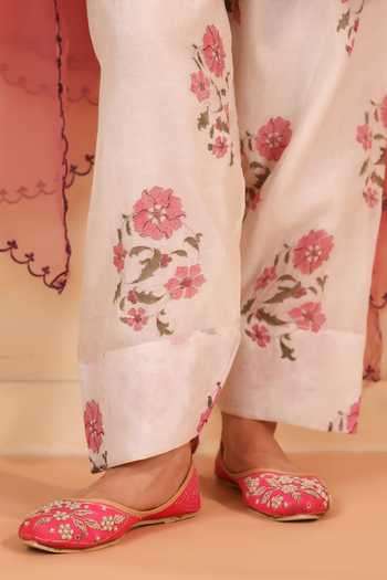 Shop_Anshu Wadhwa_Pink Organza, Chanderi Sweetheart Neck Hand Embroidered Anarkali Set 