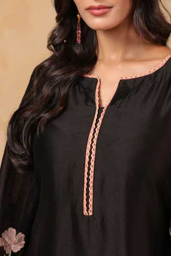 Shop_Anshu Wadhwa_Black Chanderi Split V-neck Embroidered Straight Kurta And Pant Set _Online_at_Aza_Fashions