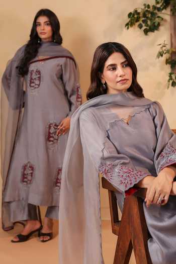 Shop_Anshu Wadhwa_Grey Organza, Chanderi V-neck, Yes Hand Painted Kurta Set _Online_at_Aza_Fashions