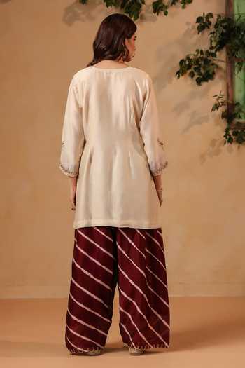 Anshu Wadhwa Hand Embroidered Chanderi & Organza Kurta Set 
