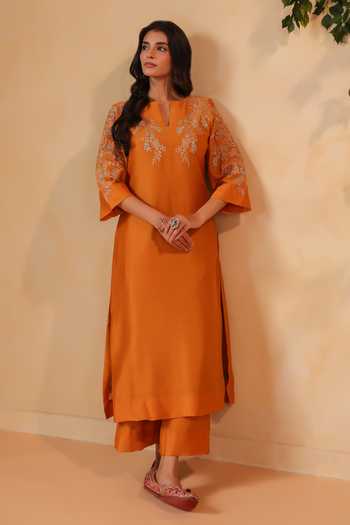 Shop Anshu Wadhwa Mustard Chanderi Split V-neck Embroidered Straight Kurta And Pant Set Online at Aza Fashions Shop_Anshu Wadhwa_Mustard Chanderi Split V-neck Embroidered Straight Kurta And Pant Set _Online_at_Aza_Fashions
