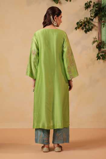 Anshu Wadhwa Embroidered Chanderi Kurta & Pant Set 