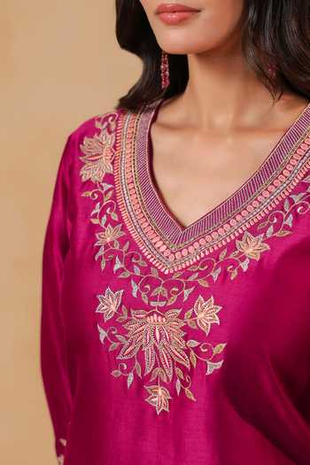 Anshu Wadhwa Wine Chanderi V-neck, Yes Embroidered Kurta And Pant Set at Aza Fashions Anshu Wadhwa_Wine Chanderi V-neck, Yes Embroidered Kurta And Pant Set _at_Aza_Fashions