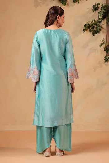 Anshu Wadhwa Embroidered Chanderi Kurta Set 