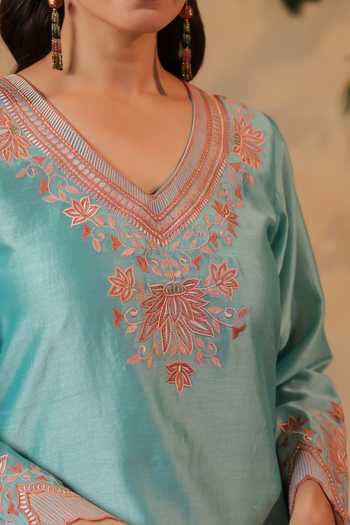 Anshu Wadhwa Aqua Chanderi V-neck Embroidered Kurta And Dhoti Pant Set at Aza Fashions Anshu Wadhwa_Aqua Chanderi V-neck Embroidered Kurta And Dhoti Pant Set _at_Aza_Fashions