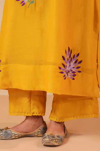Shop_Anshu Wadhwa_Yellow Chanderi Split V-neck, Yes Embroidered Kurta Set _Online_at_Aza_Fashions