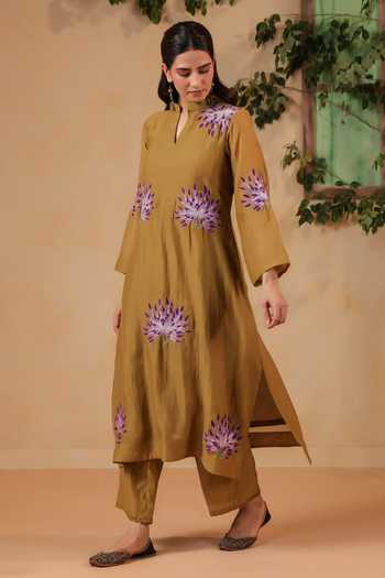 Buy Anshu Wadhwa Olive Green Chanderi Mandarin Embroidered Full Straight Kurta And Pant Set Online at Aza Fashions Buy_Anshu Wadhwa_Olive Green Chanderi Mandarin Embroidered Full Straight Kurta And Pant Set _Online_at_Aza_Fashions