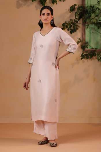 Buy Anshu Wadhwa Pink Satin, Linen V-neck Hand Embroidered Kurta Set Online at Aza Fashions Buy_Anshu Wadhwa_Pink Satin, Linen V-neck Hand Embroidered Kurta Set _Online_at_Aza_Fashions