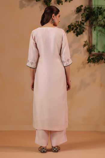 Anshu Wadhwa Hand Embroidered Linen Satin Kurta Set 