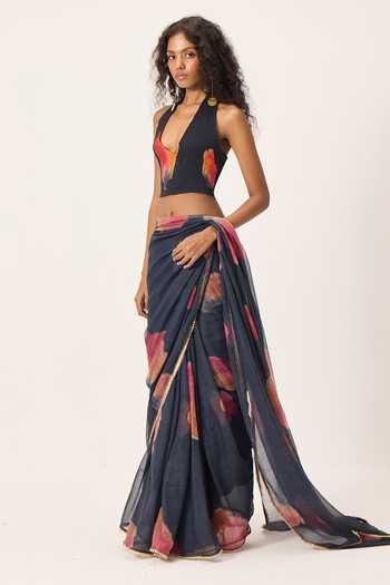 Kharakapas_Blue Kota Doria Halter Neck, Plunge Cherine Floral Painted Saree With Blouse _at_Aza_Fashions