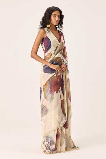 Buy Kharakapas Cream Kota Doria Elea Floral Painted Saree Online at Aza Fashions Buy_Kharakapas_Cream Kota Doria Elea Floral Painted Saree _Online_at_Aza_Fashions