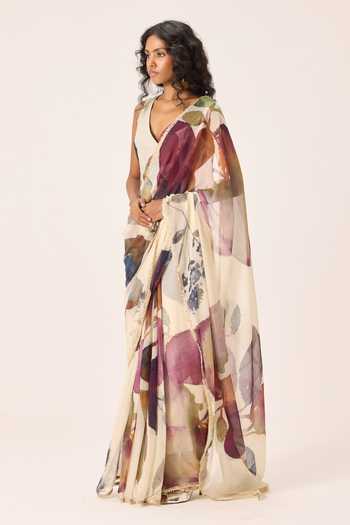 Kharakapas_Off White Kota Doria V-neck Elea Floral Painted Saree With Blouse _at_Aza_Fashions
