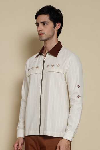 Buy Lacquer Embassy Beige Cotton The Pinehurst Shacket Online at Aza Fashions Buy_Lacquer Embassy_Beige Cotton The Pinehurst Shacket _Online_at_Aza_Fashions
