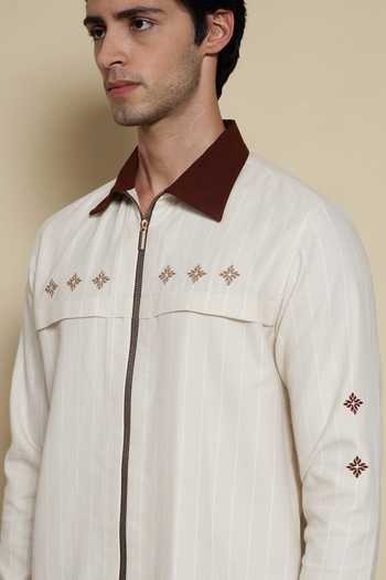 Shop Lacquer Embassy Beige Cotton The Pinehurst Shacket Online at Aza Fashions Shop_Lacquer Embassy_Beige Cotton The Pinehurst Shacket _Online_at_Aza_Fashions
