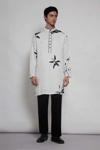 Buy Lacquer Embassy Black Cotton, Viscose, Rayon Mehr Bundi And Kurta Set Online at Aza Fashions Buy_Lacquer Embassy_Black Cotton, Viscose, Rayon Mehr Bundi And Kurta Set _Online_at_Aza_Fashions