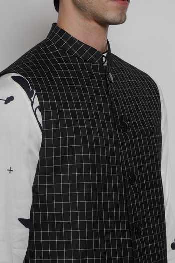 Shop Lacquer Embassy Black Cotton, Viscose, Rayon Mehr Bundi And Kurta Set Shop_Lacquer Embassy_Black Cotton, Viscose, Rayon Mehr Bundi And Kurta Set
