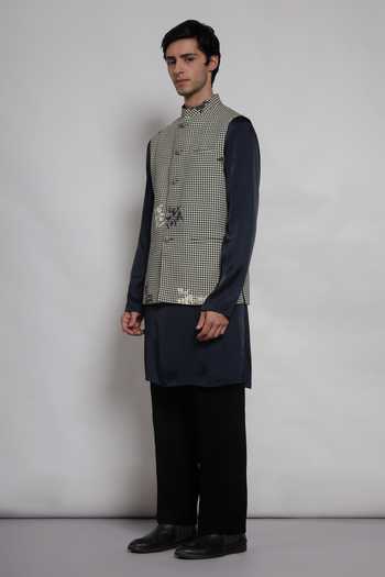 Lacquer Embassy Black Cotton, Viscose, Rayon Shishir Bundi And Kurta Set Online at Aza Fashions Lacquer Embassy_Black Cotton, Viscose, Rayon Shishir Bundi And Kurta Set _Online_at_Aza_Fashions
