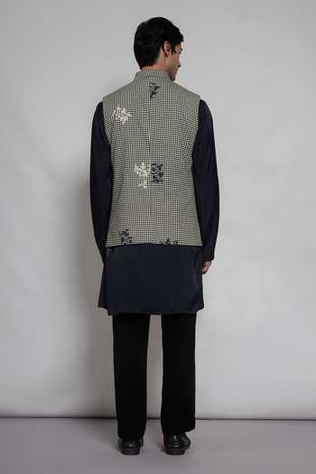 Lacquer Embassy Shishir Bundi & Kurta Set 