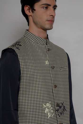 Buy Lacquer Embassy Black Cotton, Viscose, Rayon Shishir Bundi And Kurta Set Buy_Lacquer Embassy_Black Cotton, Viscose, Rayon Shishir Bundi And Kurta Set