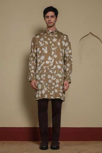 Lacquer Embassy The Aangan Printed Kurta Set 