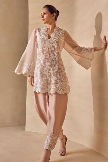 Pankaj & Nidhi Pink Silk Organza V-neck Bloom Champagne Petal Kurta Set at Aza Fashions Pankaj & Nidhi_Pink Silk Organza V-neck Bloom Champagne Petal Kurta Set _at_Aza_Fashions