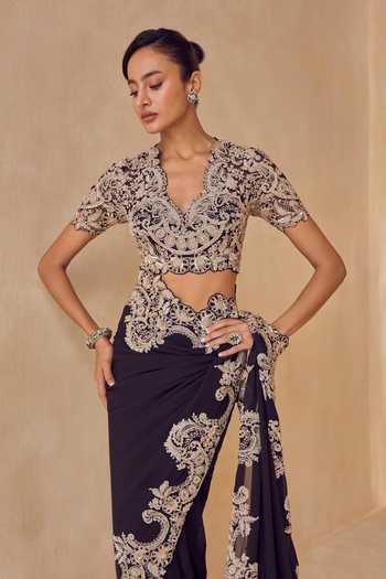 Buy Pankaj & Nidhi Black Silk, Georgette Sweetheart Neck Noctis Ebon Saree With Embroidered Blouse Online at Aza Fashions Buy_Pankaj & Nidhi_Black Silk, Georgette Sweetheart Neck Noctis Ebon Saree With Embroidered Blouse _Online_at_Aza_Fashions