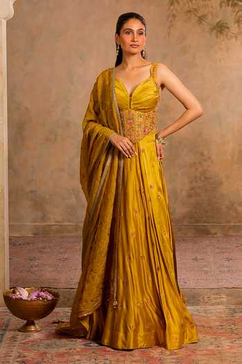 Studio Bagechaa Saaz Embroidered Corset Lehenga Set 