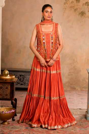 Studio Bagechaa Ziya Embroidered Kurta Skirt Set