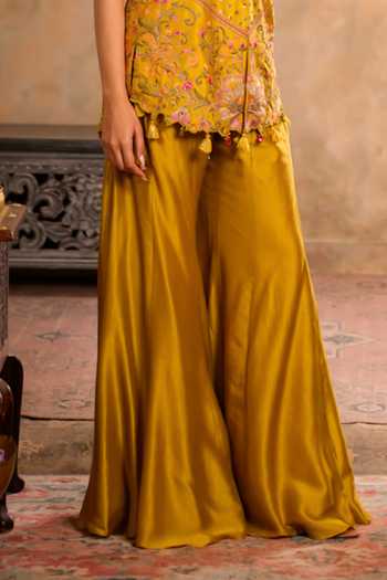 Studio Bagechaa Yellow Silk Scoop Neck Kesar Embroidered Dola Jacket And Sharara Set Online at Aza Fashions Studio Bagechaa_Yellow Silk Scoop Neck Kesar Embroidered Dola Jacket And Sharara Set _Online_at_Aza_Fashions