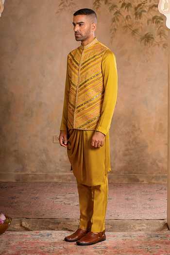 Shop Studio Bagechaa Yellow Chanderi, Satin, Linen Samar Embroidered Nehru Jacket And Kurta Set Online at Aza Fashions Shop_Studio Bagechaa_Yellow Chanderi, Satin, Linen Samar Embroidered Nehru Jacket And Kurta Set _Online_at_Aza_Fashions