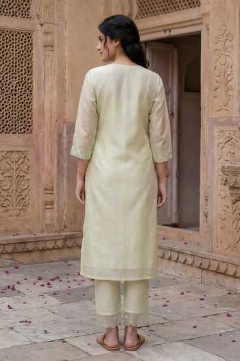 Missprint Silk Chanderi Block Print Pastel Kurta Set