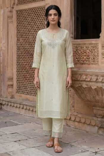 Missprint Green Chanderi Silk, Cotton, Organza Round Neck Block Print Pastel Kurta Set Online at Aza Fashions Missprint_Green Chanderi Silk, Cotton, Organza Round Neck Block Print Pastel Kurta Set _Online_at_Aza_Fashions
