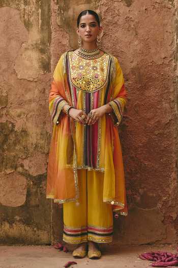 Ajiesh Oberoi Lehri Panelled Kurta Pant Set