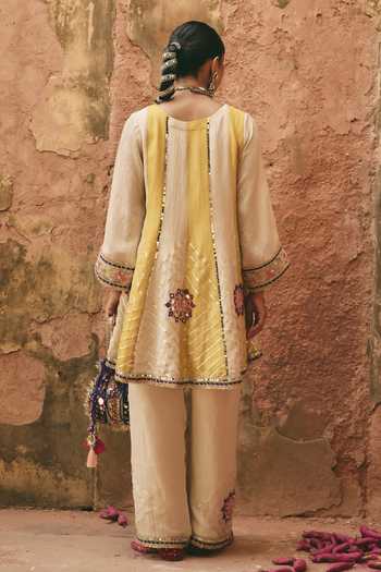 Ajiesh Oberoi Kaiyra Embroidered Color Block Kurta Set