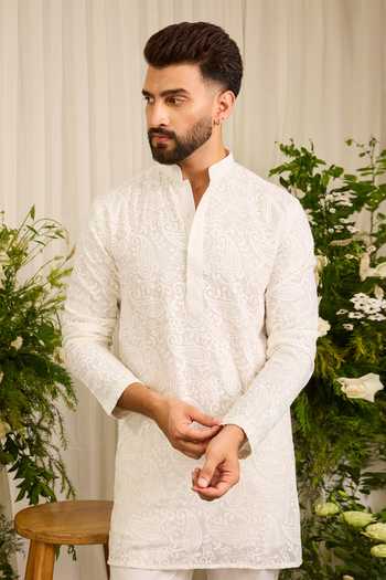 Kasbah The Montaigne Paisley Embroidered Short Kurta 