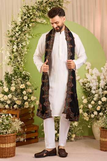 Kasbah Chikankari Embroidered Stole 