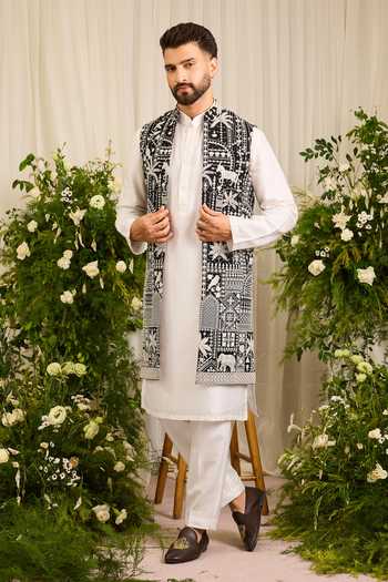 Kasbah Black Georgette The Imperial Flora And Fauna Nehru Jacket Online at Aza Fashions Kasbah_Black Georgette The Imperial Flora And Fauna Nehru Jacket _Online_at_Aza_Fashions