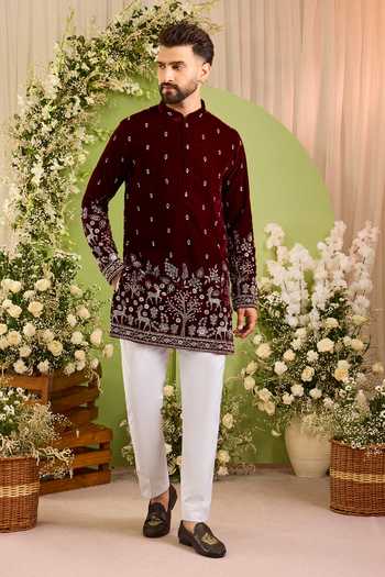 Buy_Kasbah_Maroon Velvet The Crowned Sculpted Cutdana Short Kurta _Online_at_Aza_Fashions