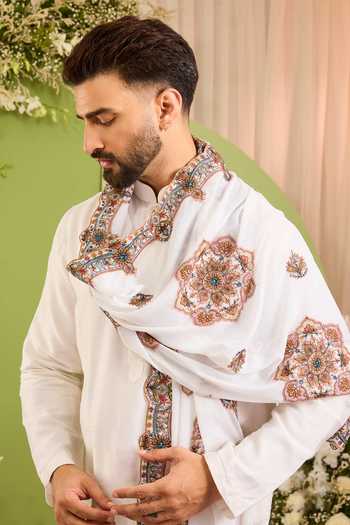 Kasbah White Chikankari Embroidered Stole Online at Aza Fashions Kasbah_White Chikankari Embroidered Stole _Online_at_Aza_Fashions
