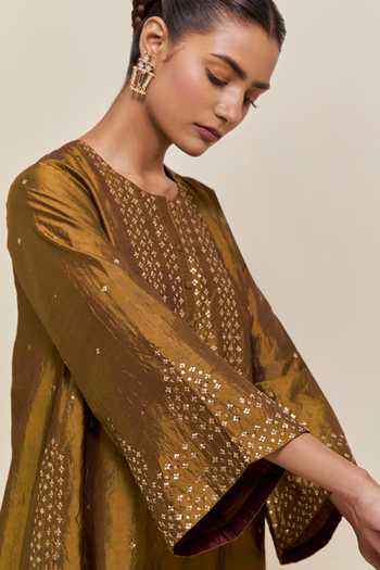 Shop Kora Olive Green , Organza Round Neck, Yes A-line Kurta And Pant Set Shop_Kora_Olive Green , Organza Round Neck, Yes A-line Kurta And Pant Set