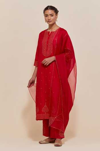 Kora_Red , Organza Round Neck, Yes Straight Kurta Set _Online_at_Aza_Fashions