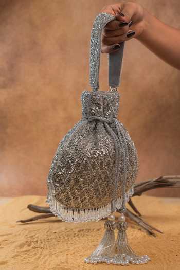 Shop Nayaab By Sonia Silver Sequins, Beads, Pearls, Crystals, Tassels Shimmer Viel Potli Online at Aza Fashions Shop_Nayaab By Sonia_Silver Sequins, Beads, Pearls, Crystals, Tassels Shimmer Viel Potli _Online_at_Aza_Fashions