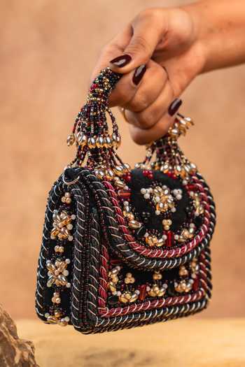 Nayaab By Sonia Black Empress Noir Charm Clutch Bag Online at Aza Fashions Nayaab By Sonia_Black Empress Noir Charm Clutch Bag _Online_at_Aza_Fashions
